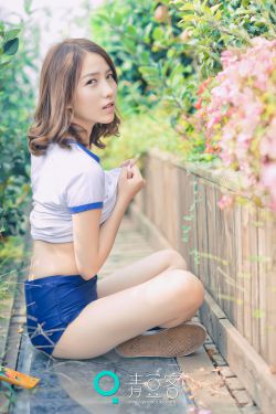 大腿娇喘白嫩校花